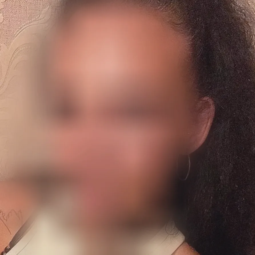 Kim, 38