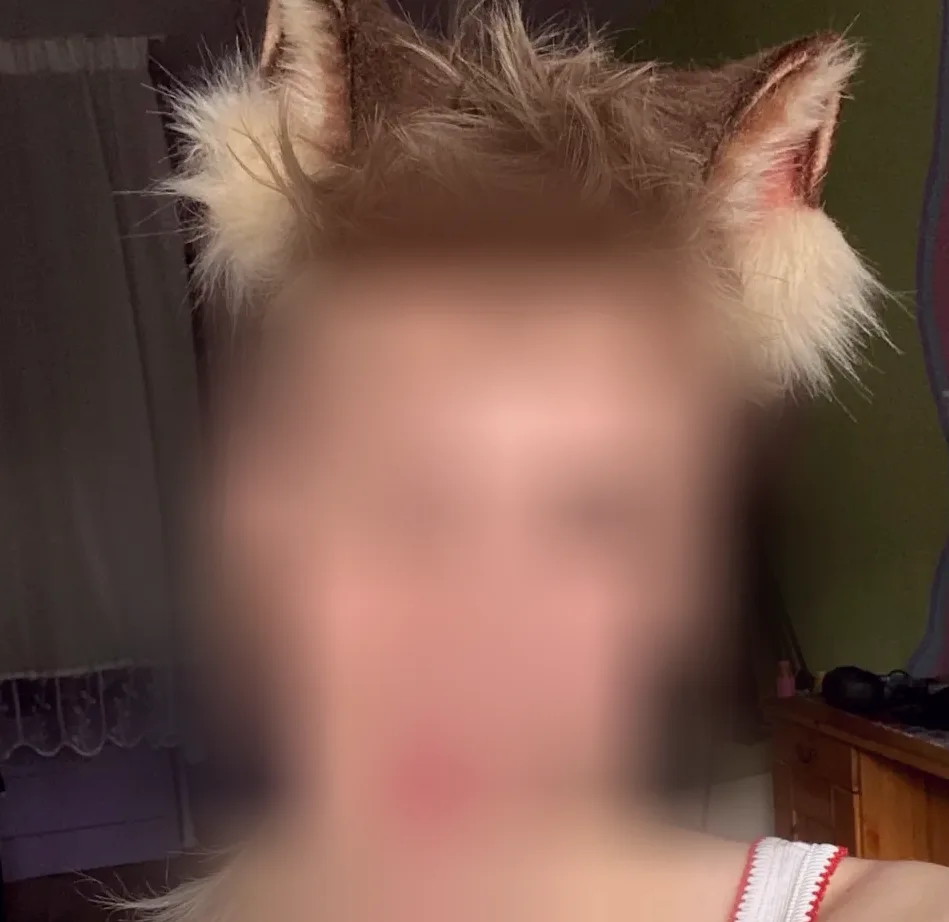 Maike, 23
