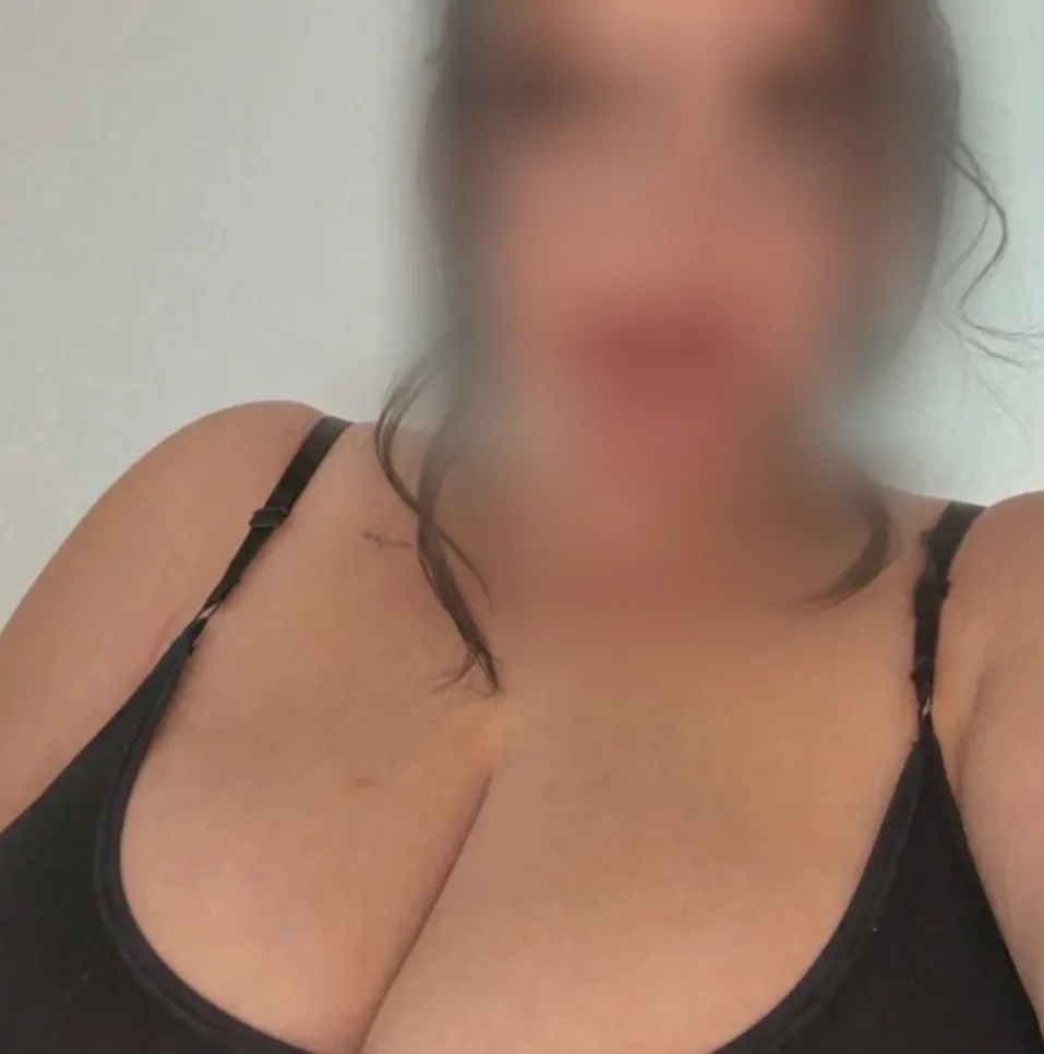 Melike, 24