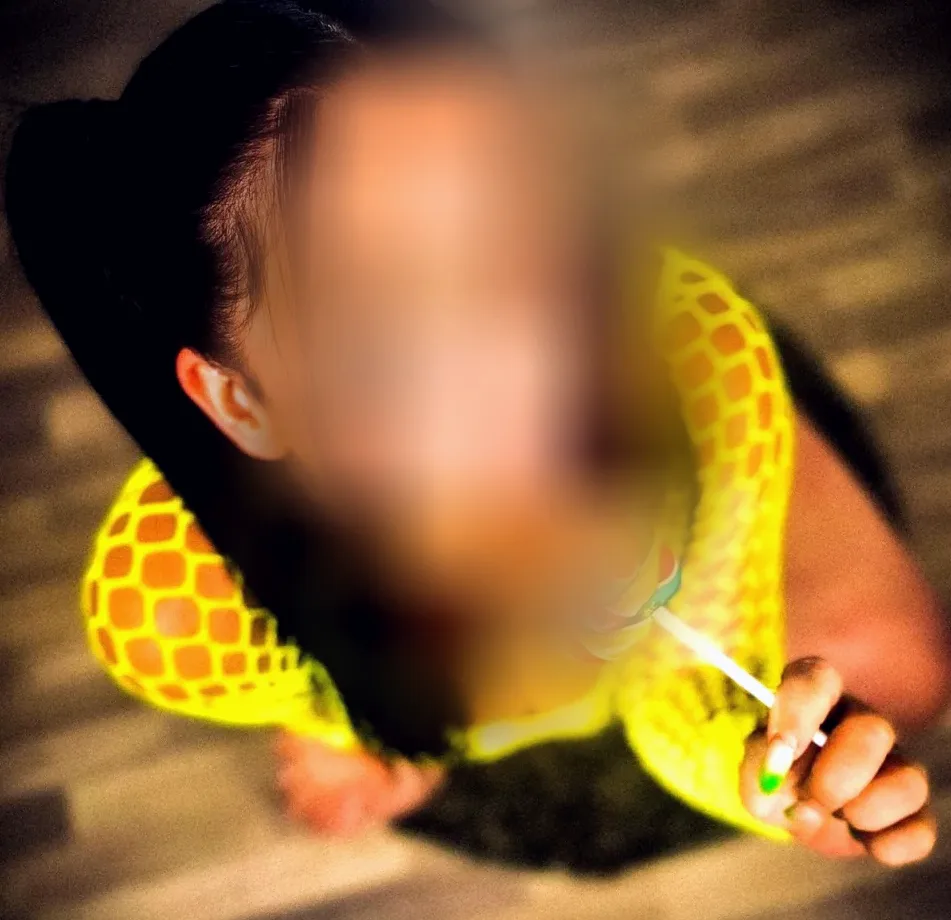 Sophie, 35